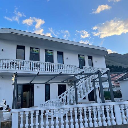 Four Generation Hotel Široka Eksteriør bilde