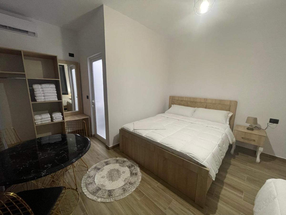 Four Generation Hotel Široka Eksteriør bilde