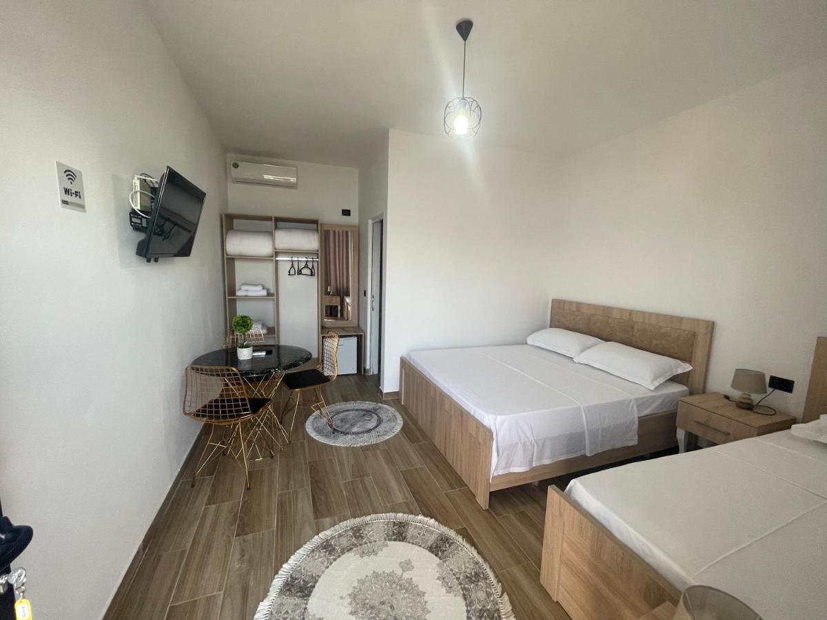 Four Generation Hotel Široka Eksteriør bilde
