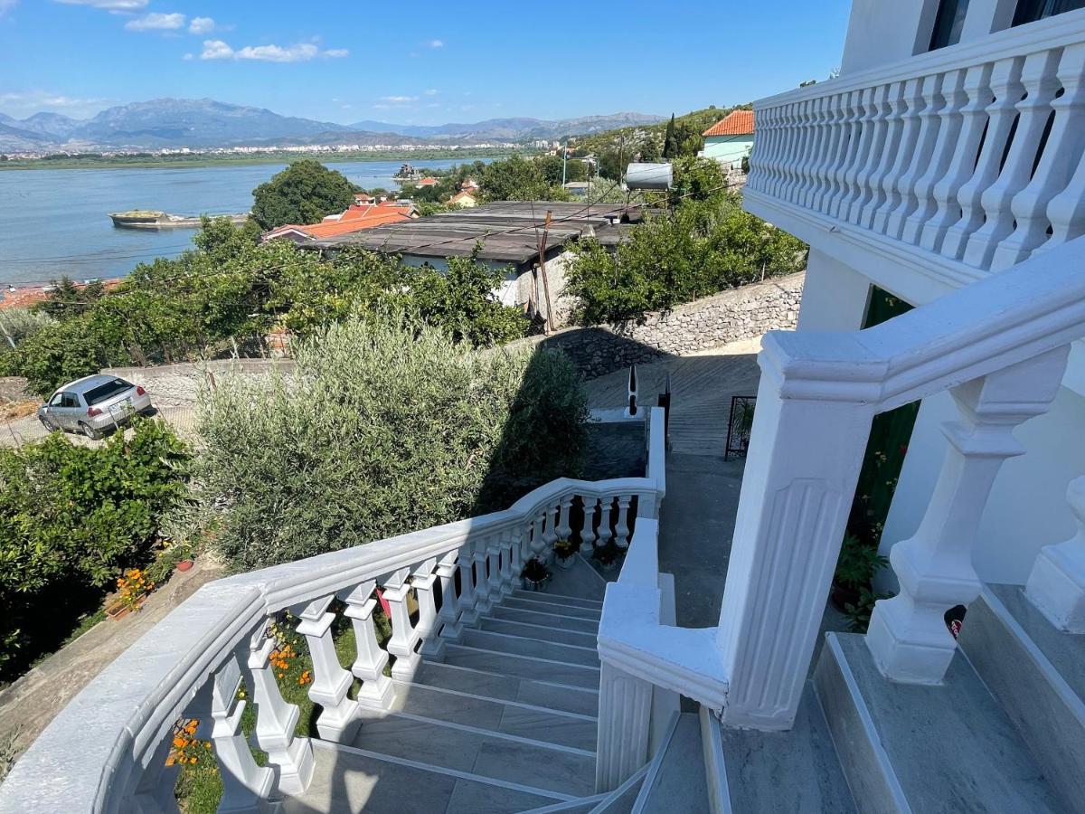 Four Generation Hotel Široka Eksteriør bilde